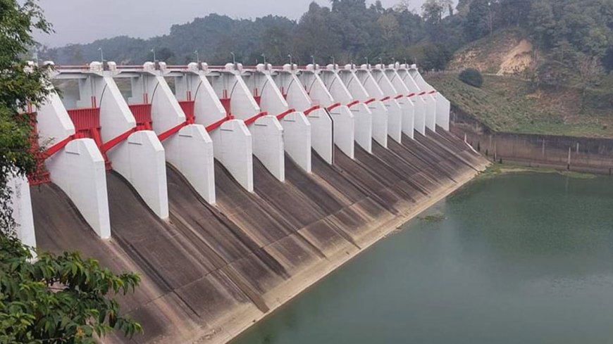 ছয় ঘণ্টা পর বন্ধ করা হলো কাপ্তাই বাঁধের- ১৬টি জলকপাট