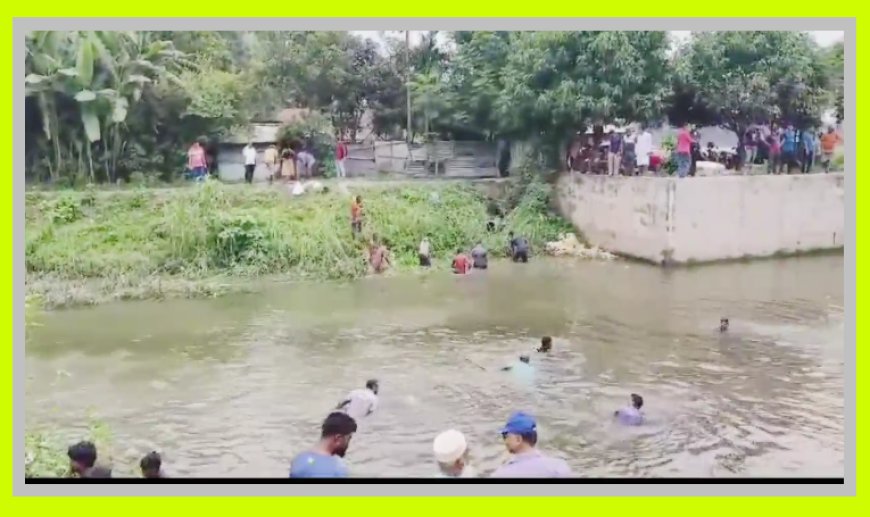 স্বেচ্ছায় আমডাঙ্গা খালের পলি অপসারণ,উদ্বেগ প্রকাশ ভবদহ পানি নিষ্কাশন সংগ্রাম কমিটির