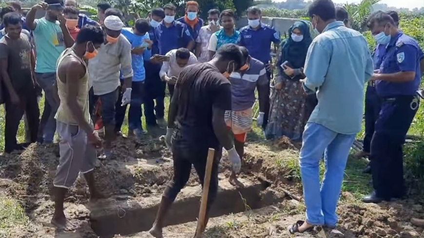 সাবেক মেয়রের বাড়িতে আগুনে পুড়ে নিহত সূর্যের লাশ উত্তোলন